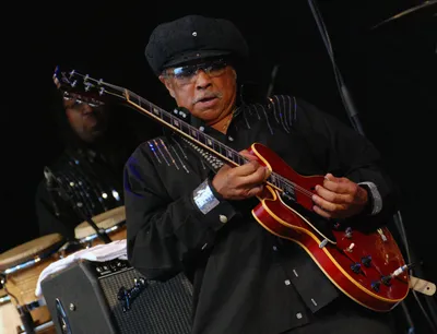 The Earth Wind & Fire Experience by Al McKay