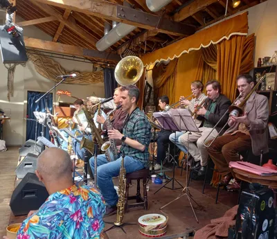 Ewan Bleach & The Fleeting Paradise Orchestra
