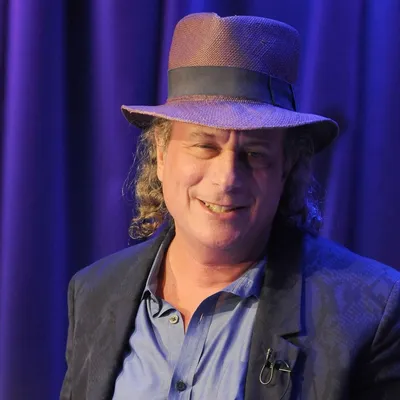 Gary Lucas