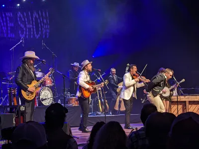 Half Moon Medicine Show