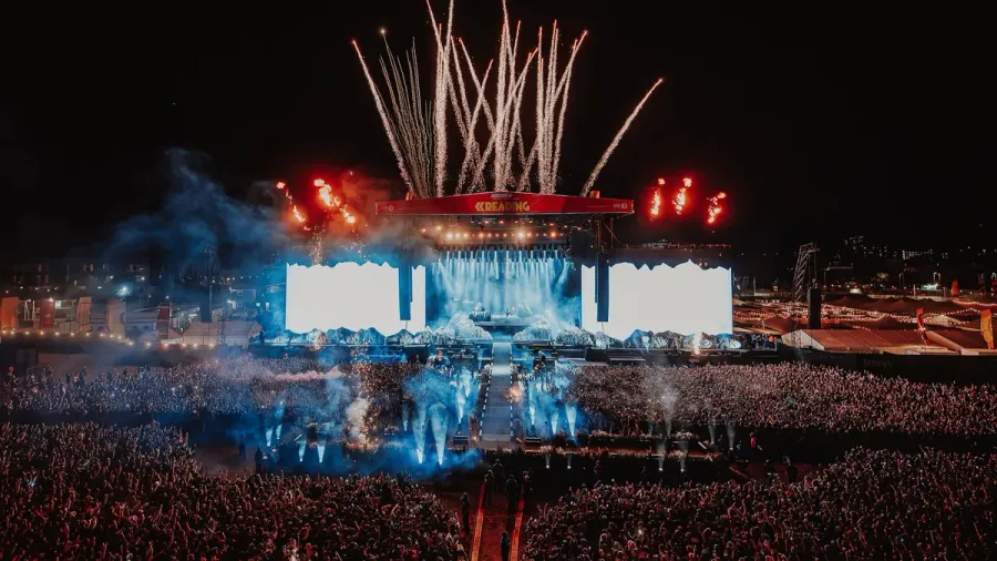 berlioz presents deep in it