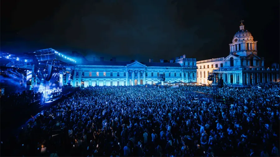 Labyrinth on the Thames