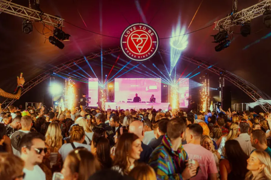 Love to be... Festival