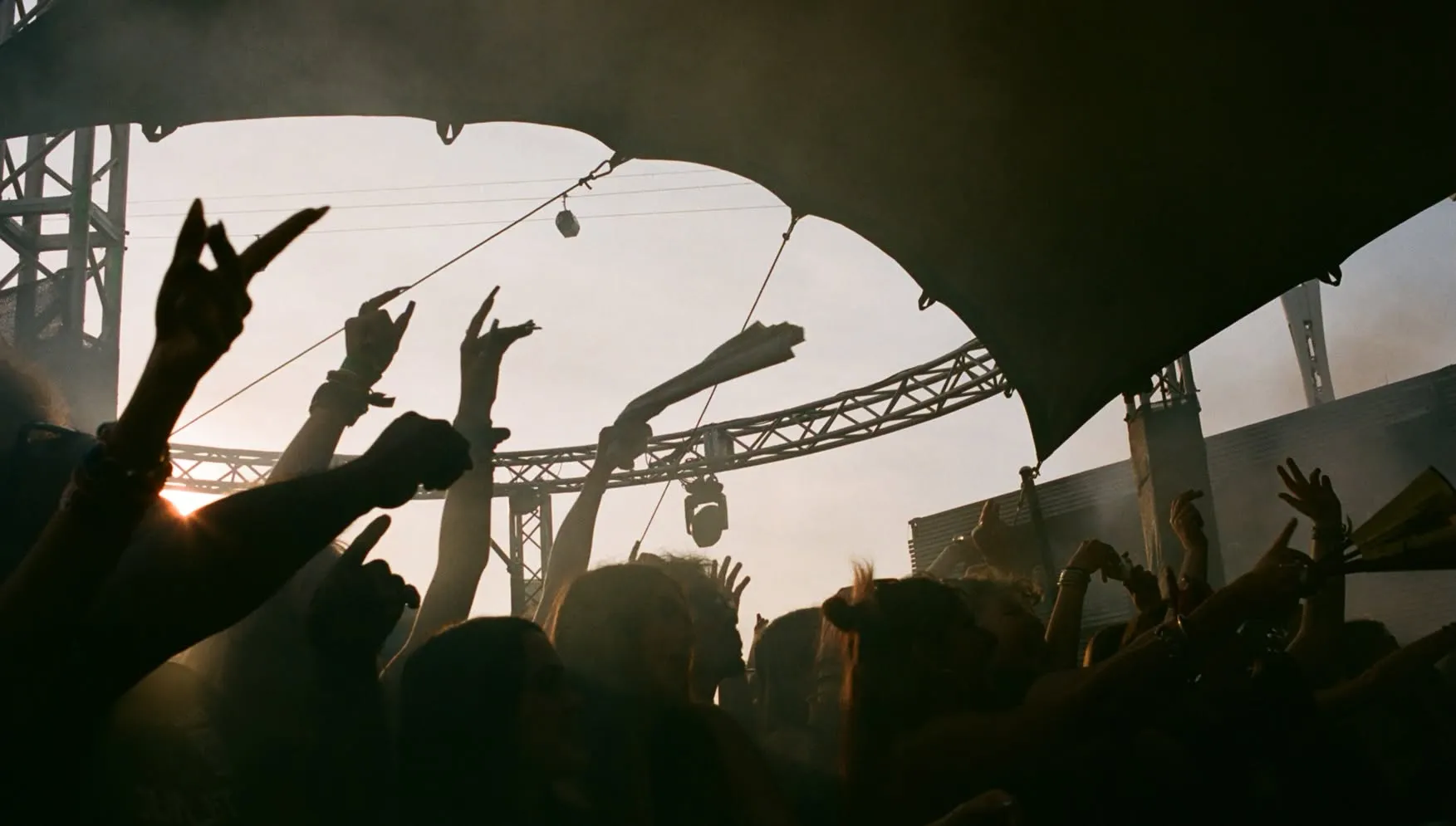 Outro Festival