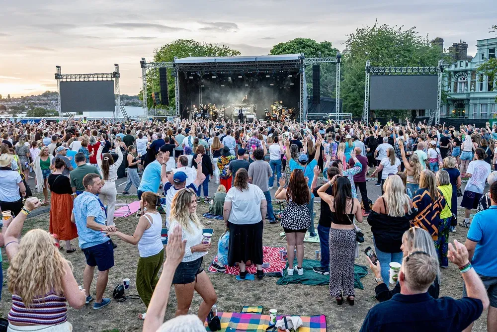 Rochester Castle Live